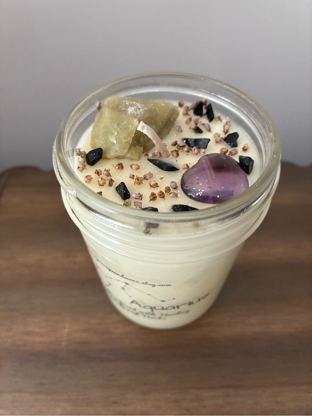 Aquarius Hand-Poured White Crystal-Top Soy Candle with Amethyst Accent